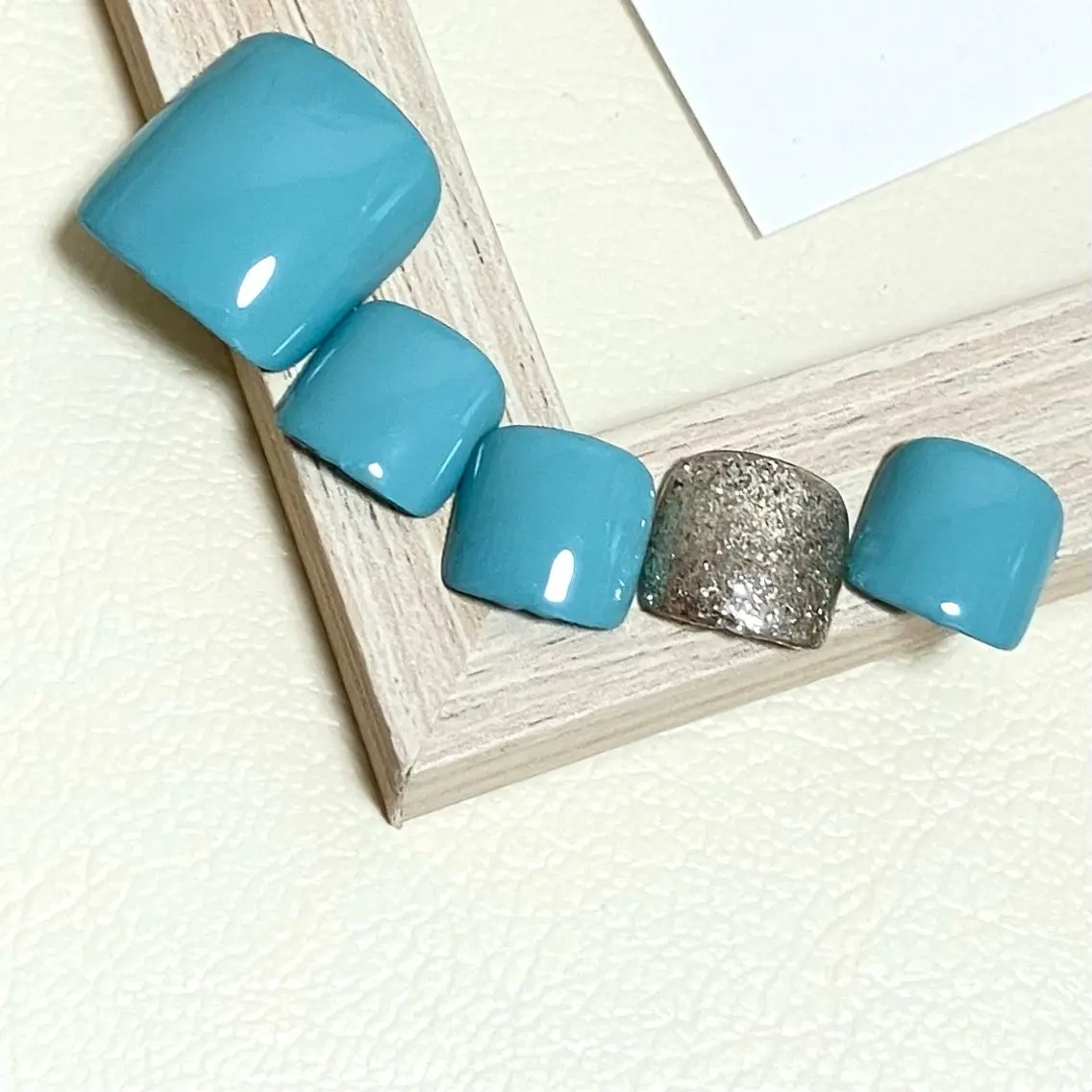ネイル フットネイル ワンカラーネイル nailroom kukaのネイルデザイン