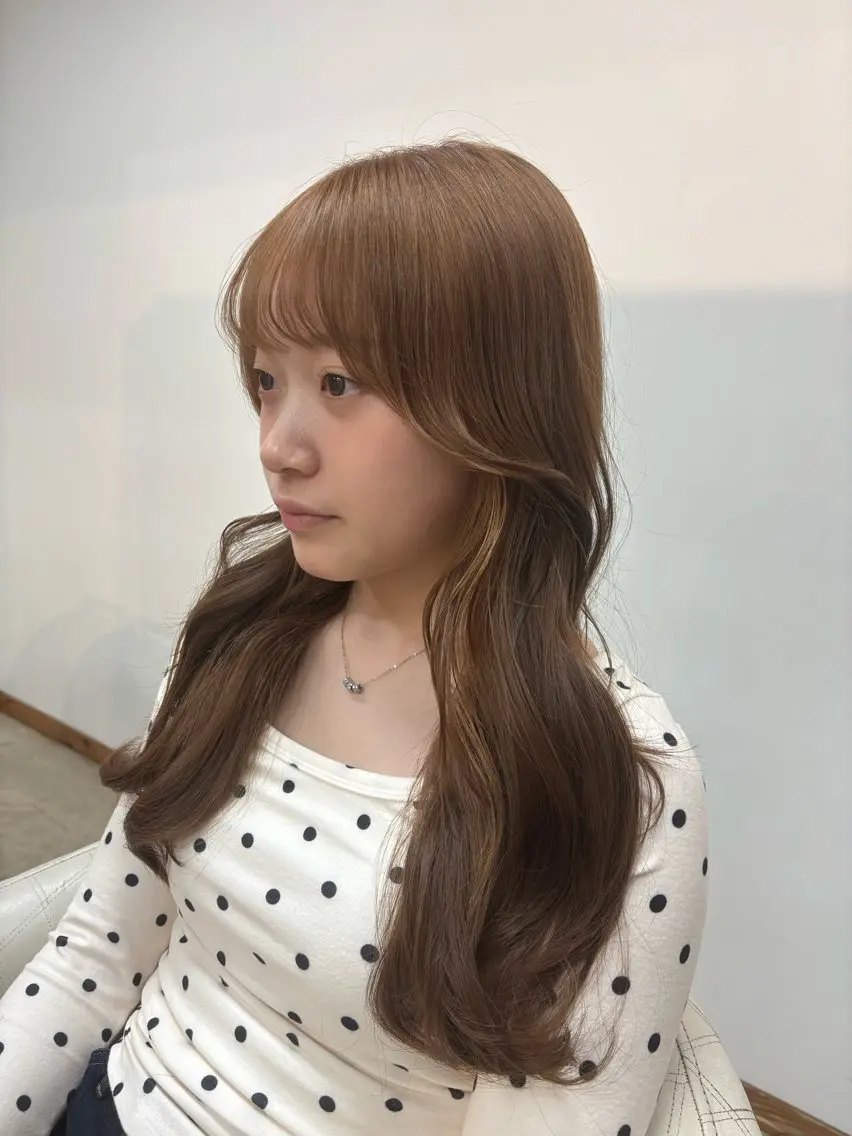 カラー 透明感カラー🫧 高田李胡のヘアスタイル