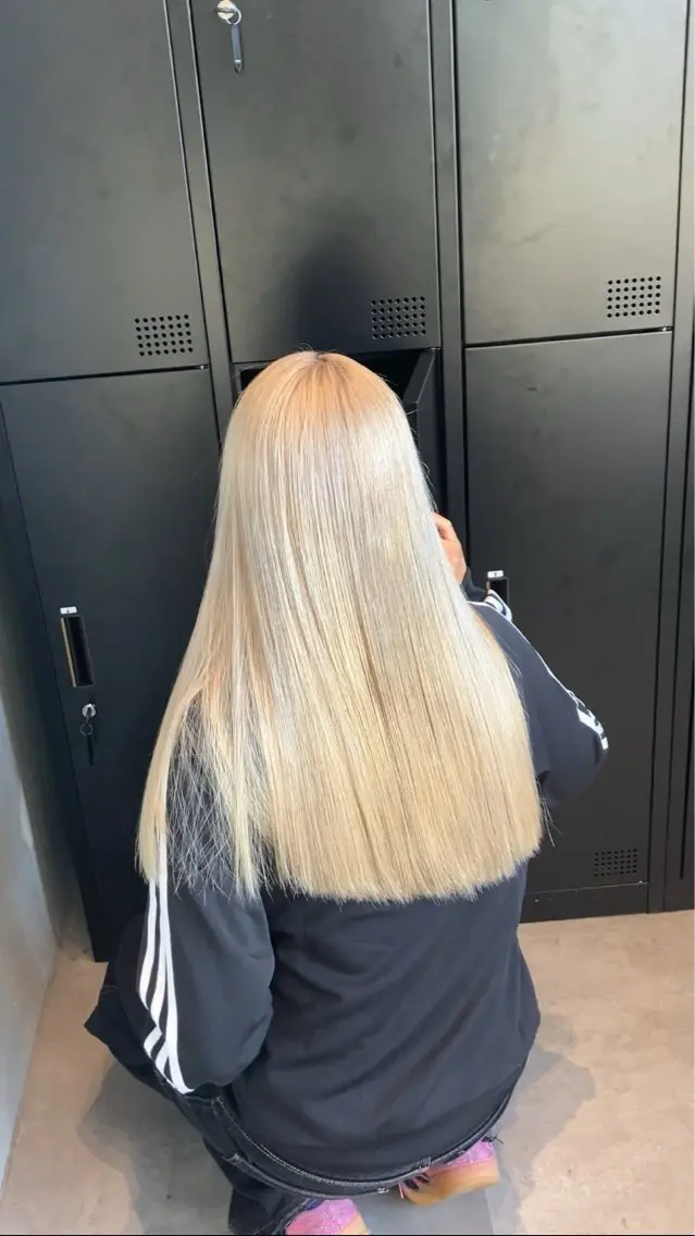 ロング ヘアカラー 本田 央介のヘアスタイル