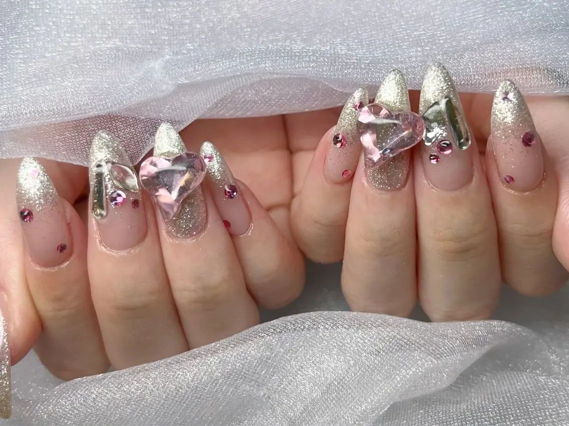 ネイル ハンドネイル Queennail 北堀江Yumiのネイルデザイン