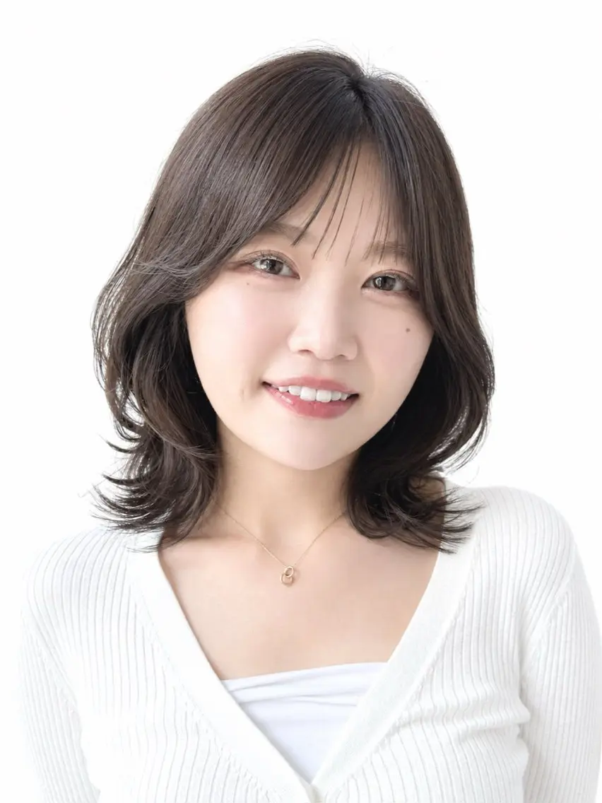 ミディアム カラー ミディアムレイヤー くびれヘア レイヤーカット カット ヘアカラー トリートメント 早野太陽 ミディアムカットのヘアスタイル