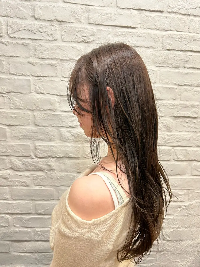 ロング 🎀リオ🎀縮毛矯正 ＋透明感カラーのヘアスタイル