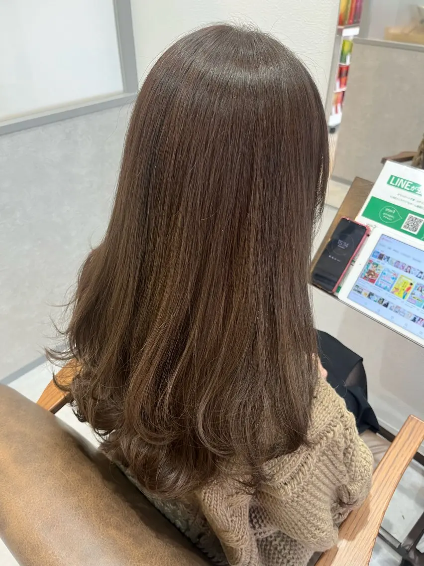 ロング レイヤーカット カット 暖色＊ベージュ ＊くらたあやかのヘアスタイル