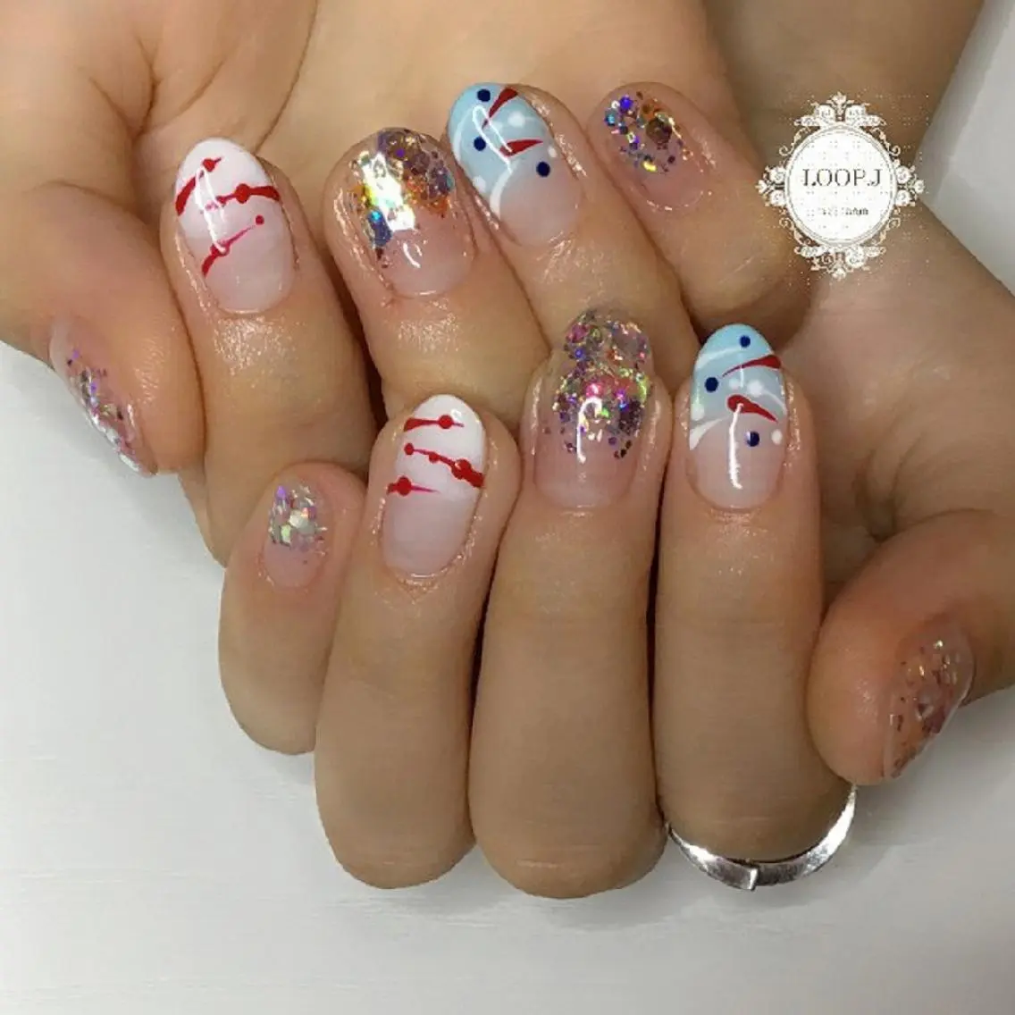 ネイル ヨーヨーネイル おおくぼ めぐみのネイルデザイン
