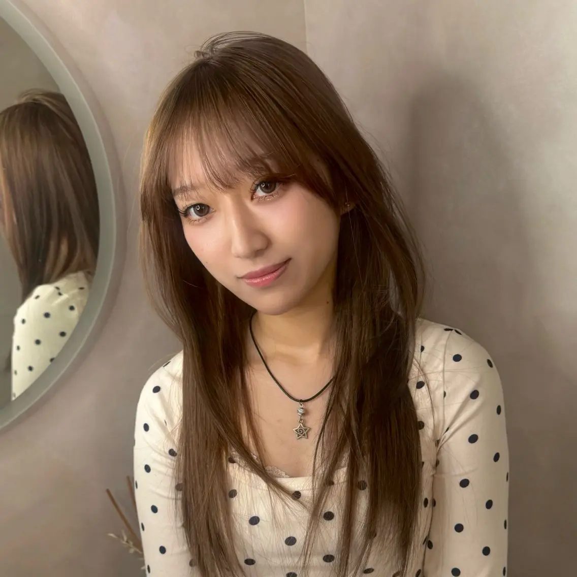 ロング カラー ベージュカラー ブリーチ ミルクティーベージュ ヘアカラー Hinako🦋 ブリーチカラーのヘアスタイル