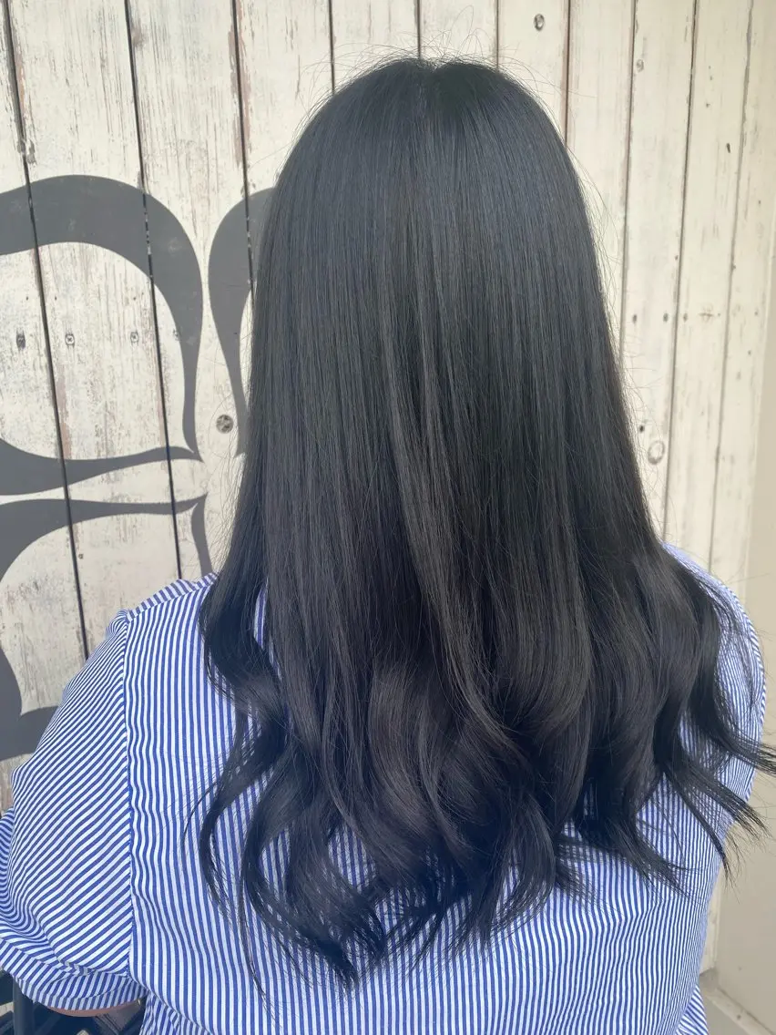 セミロング カラー ヘアカラー トリートメント 伊庭 勇輝のヘアスタイル