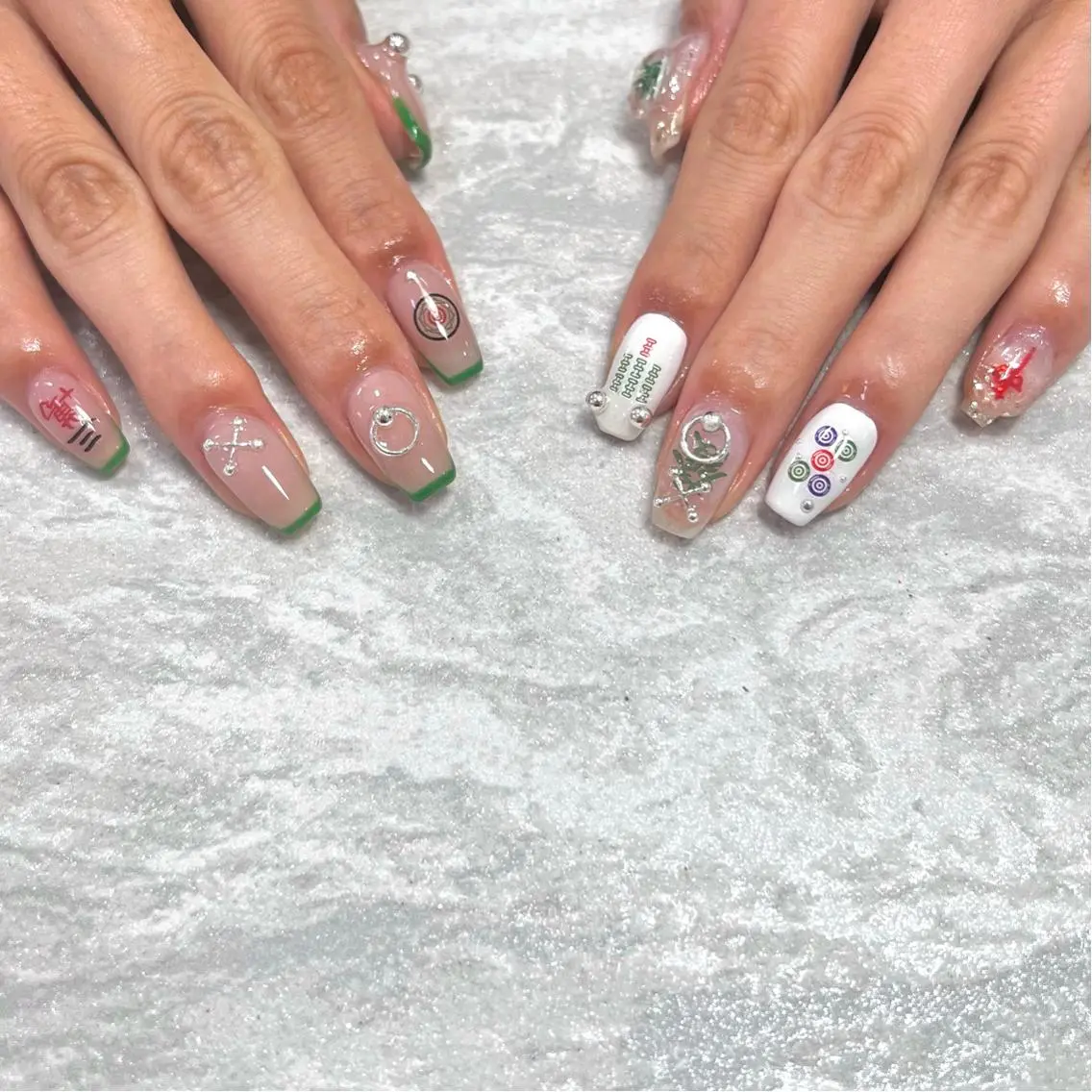 ネイル NAIL303 🛼 SHIORIのネイルデザイン