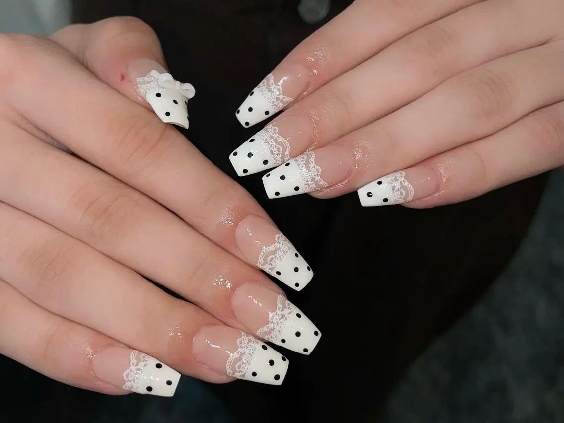 ネイル ガーリー ハート 韓国ネイル ニュアンスネイル リボン ハンドネイル Sora nail 長さ出し専門店のネイルデザイン