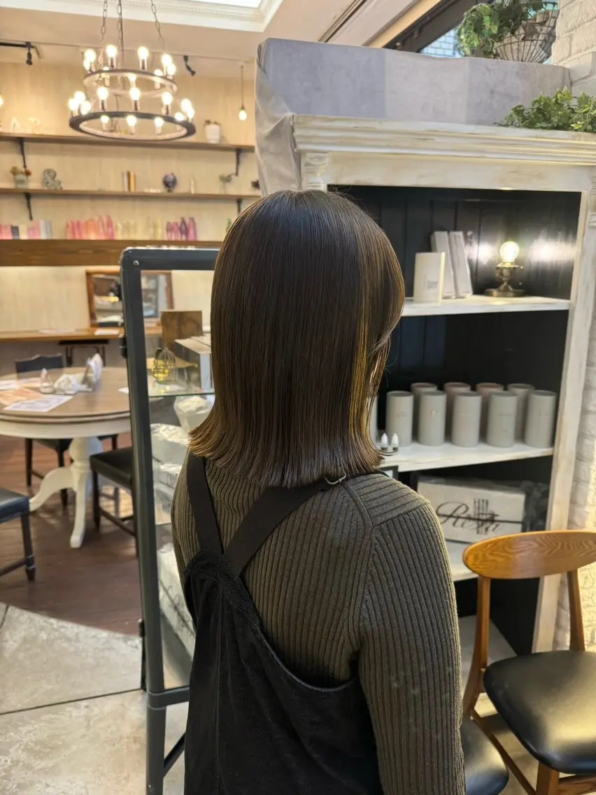 ミディアム カット ヘアカラー トリートメント 能隅あいかFLEAR 口コミ⭐️5.0⭐️のヘアスタイル