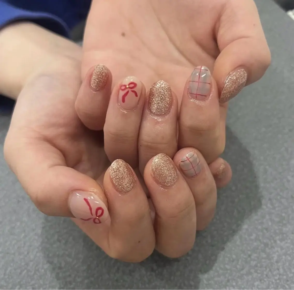 ネイル ニュアンスネイル リボン ハンドネイル _white 上本町店のネイルデザイン