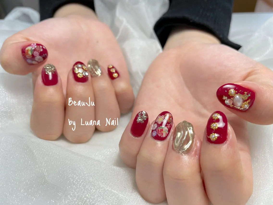 ネイル ミラーネイル ハンドネイル BeauJu by Luana Nailのネイルデザイン