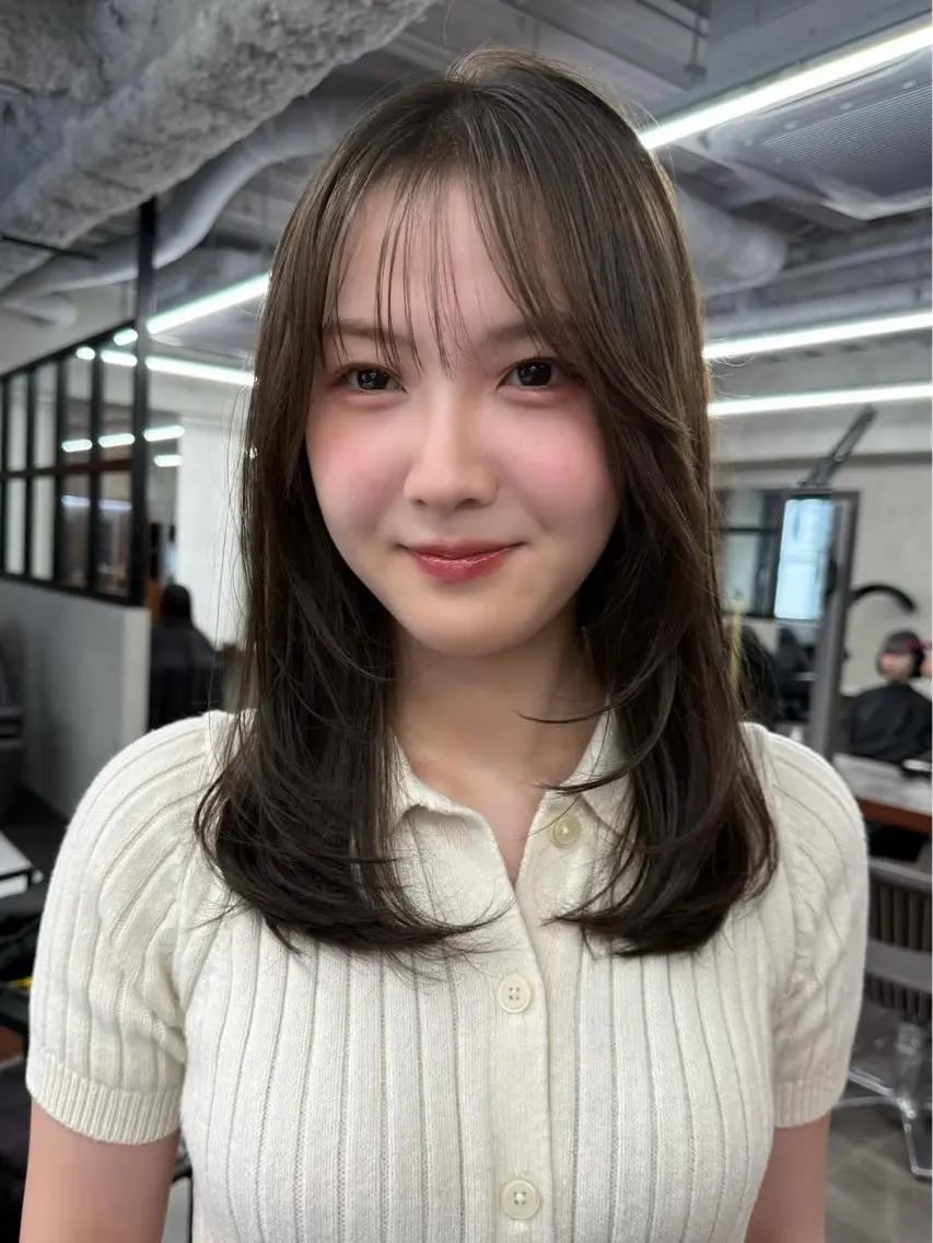 ミディアム カラー カット ヘアカラー トリートメント レイヤーボブパーマ 暖色カラーayuのヘアスタイル