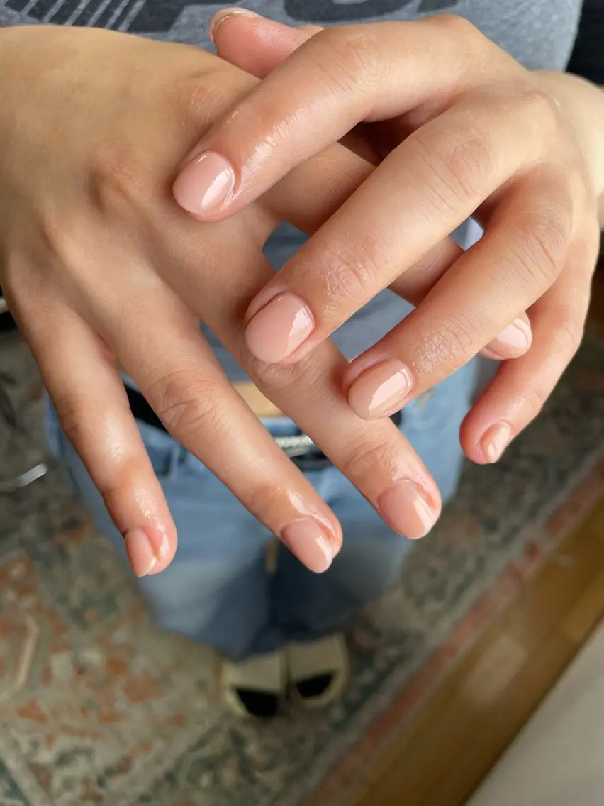 ネイル オフィスネイル ワンカラーネイル シンプルネイル 春ネイル ハンドネイル miinail miyuuのネイルデザイン