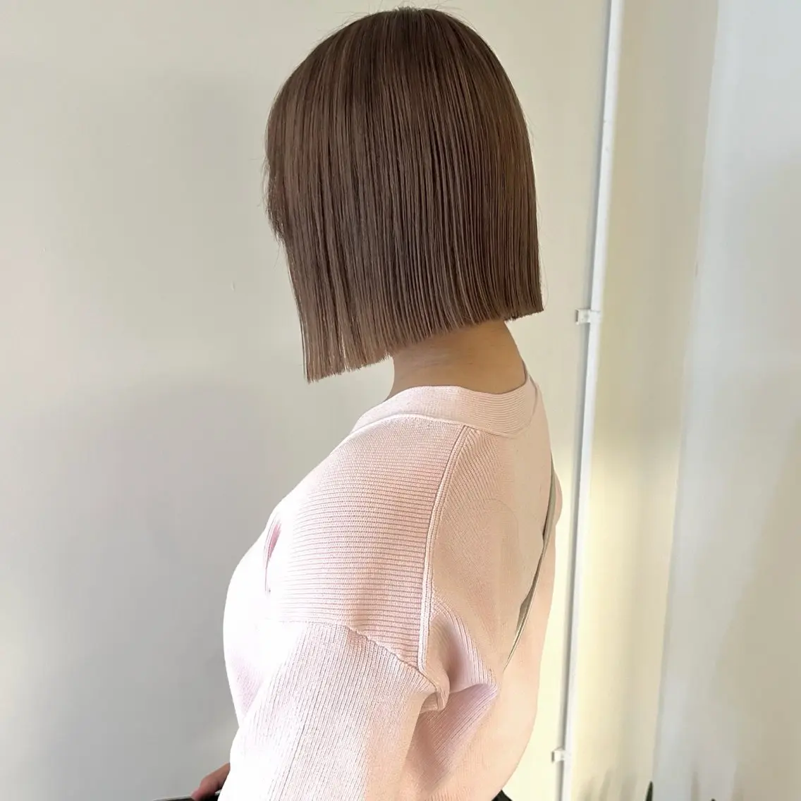 ミディアム カラー ベージュカラー ブリーチ ケアブリーチ 透明感カラー ハイトーンカラー nonoka オリーブ/レイヤーのヘアスタイル