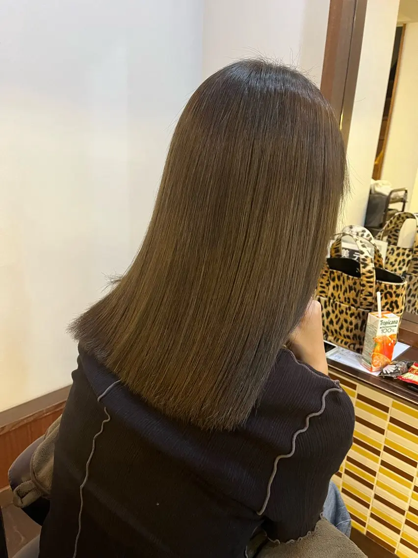 セミロング ルシードスタイル プルス　池本海月のヘアスタイル