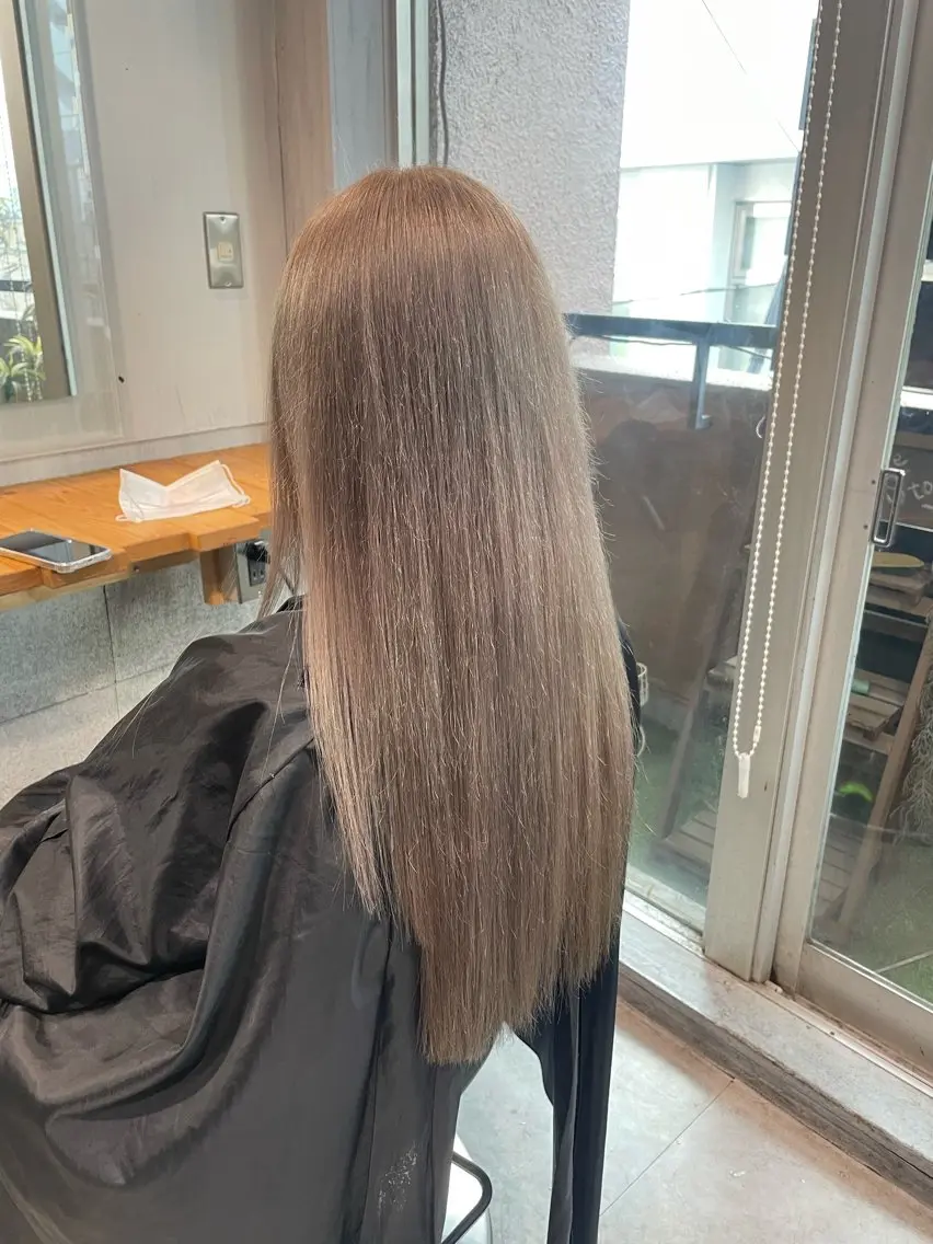 ロング カラー ヘアカラー トリートメント 川越ハイトーン🧸 Yumaのヘアスタイル