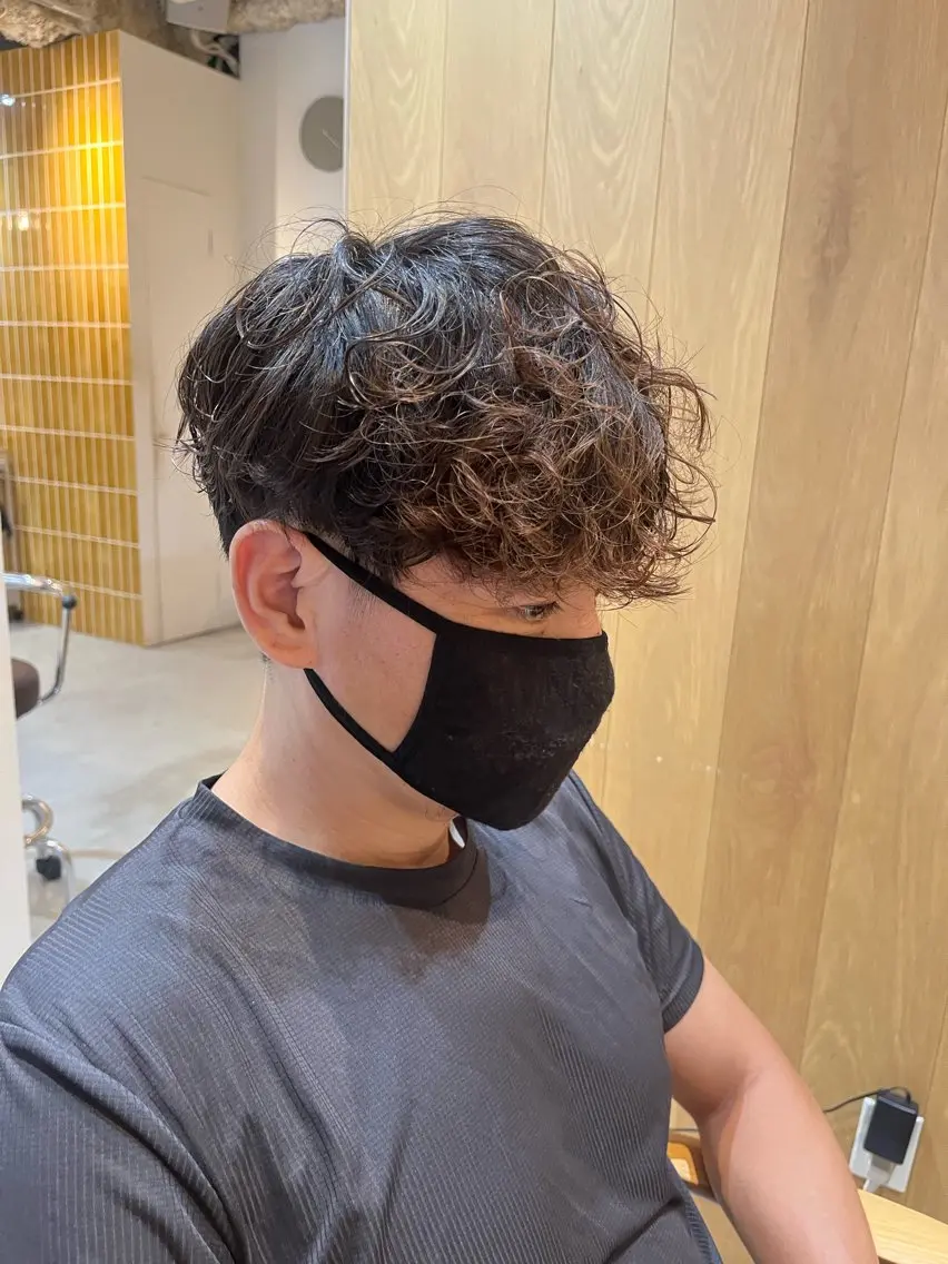 メンズ メンズパーマ 刈り上げ 小林 歩実のヘアスタイル