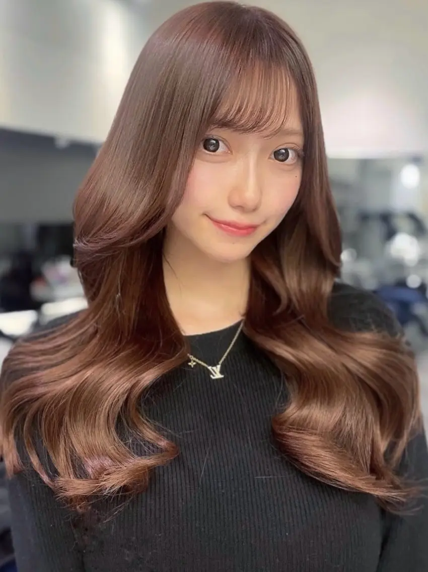 ロング カラー シールエクステ ベージュカラー ブリーチ ダブルカラー ハイトーンカラー ヘアカラー エクステ ヘアサロンelyts 表参道店のヘアスタイル
