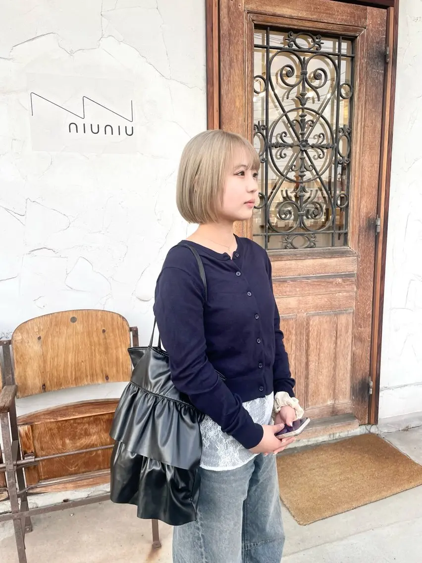 カラー ベージュカラー ホワイトベージュ ボブ カット ヘアカラー 尾崎 弘和のヘアスタイル