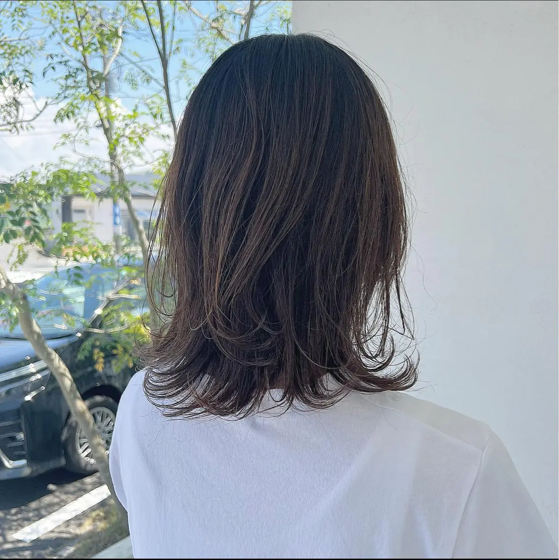 セミロング レイヤーカット 切りっぱなしボブ 👩🏼ミニボブのヘアスタイル