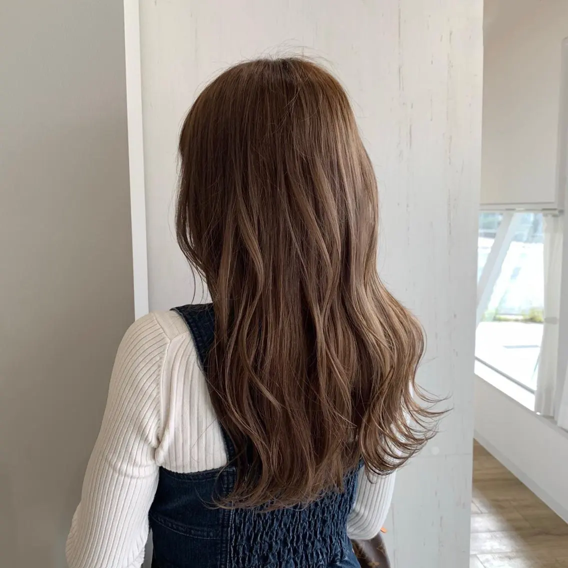 ロング カラー 田村 瑠袈のヘアスタイル