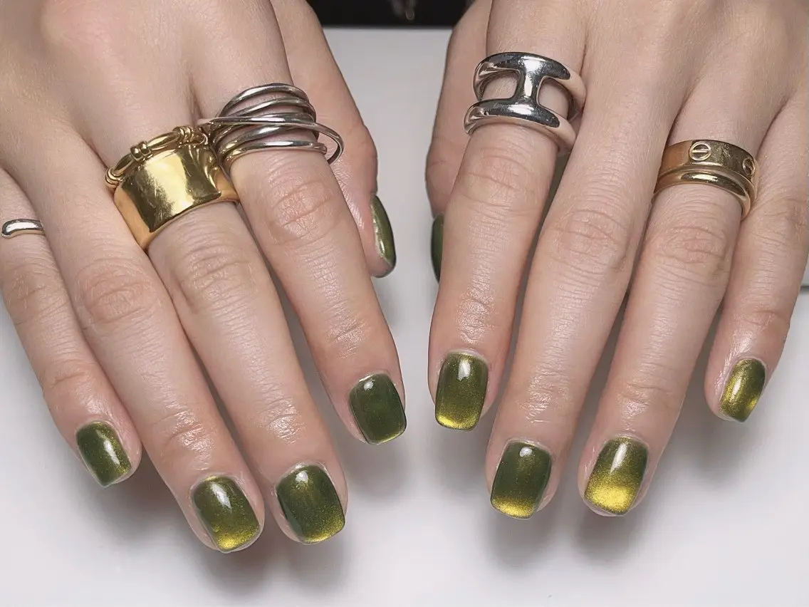 ネイル マグネットネイル Rs nail 新宿西口のネイルデザイン