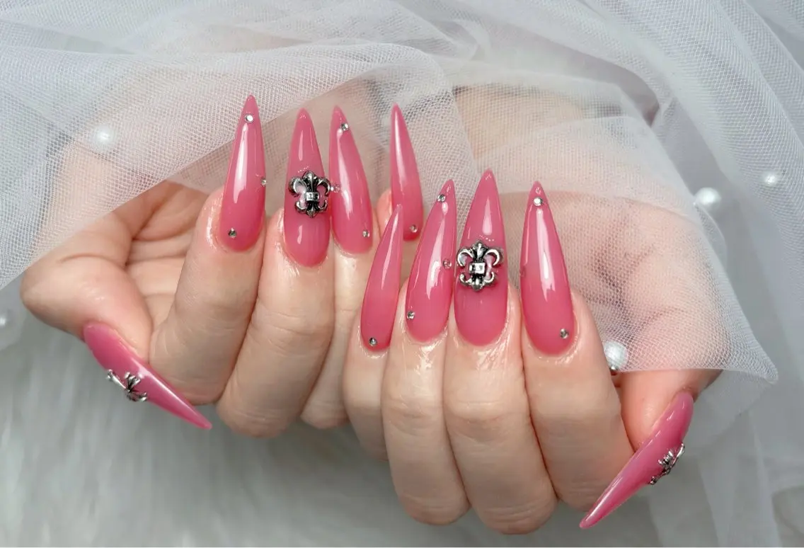 ネイル アートネイル 長さ出し ジェルネイル 韓国ネイル マグネットネイル ハンドネイル Cloudy Chan Nailのネイルデザイン