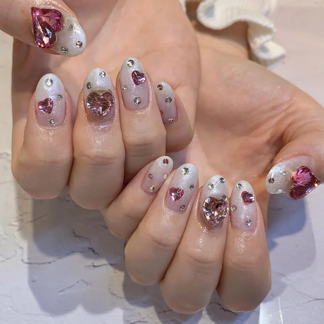 ネイル ハート 持ち込み 鈴木 まゆのネイルデザイン
