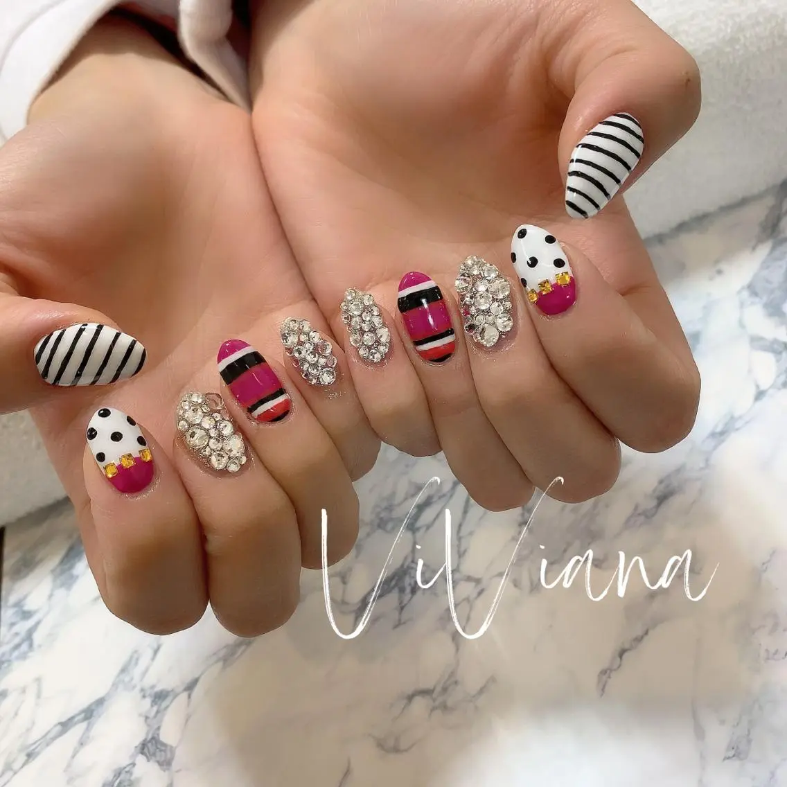 ネイル ハンドネイル ViViana ヴィヴィアナのネイルデザイン