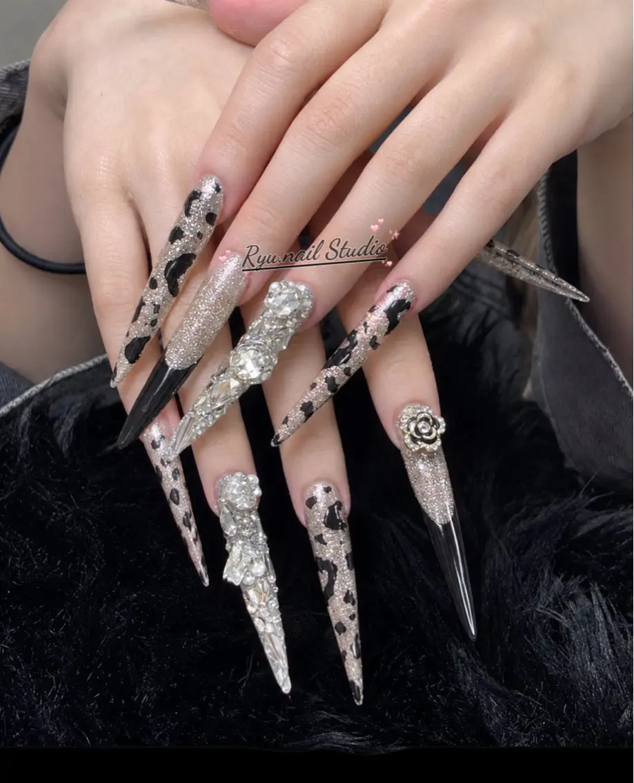 ネイル 韓国ネイル ワンホンネイル Ryu Nail YukiChanのネイルデザイン