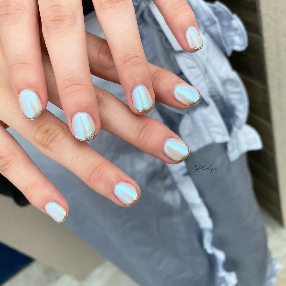 ネイル オーロラネイル ミラーネイル ネイルチップ ハンドネイル Nail Adore.のネイルデザイン