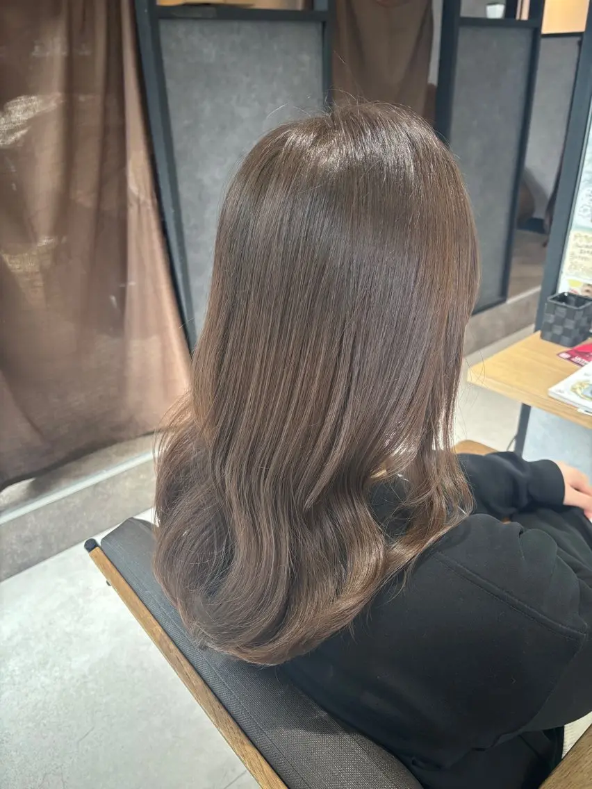 カラー アッシュ ヘアカラー トリートメント konomi✧︎*。 ／暖色カラー🍒‎のヘアスタイル