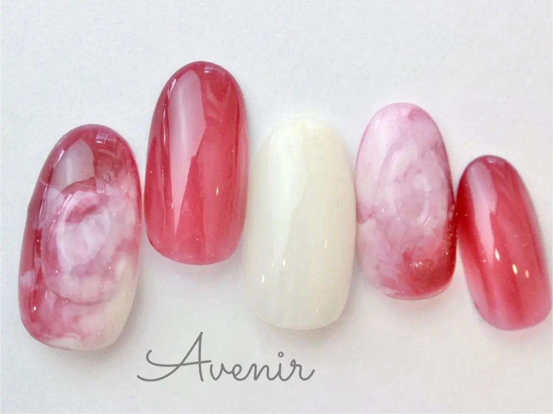 ネイル ハンドネイル Avenir 表参道 nail&eye予約のネイルデザイン