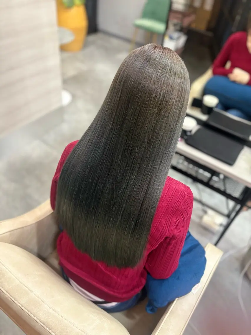 ロング カラー she.2新宿⭐️ SORAのヘアスタイル