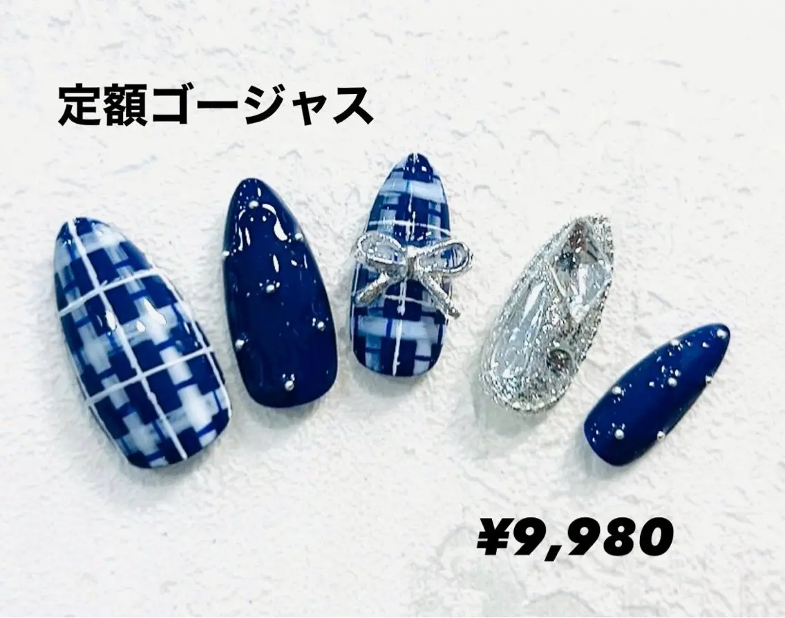 ネイル ゴージャス MARUCHU Ayanaのネイルデザイン