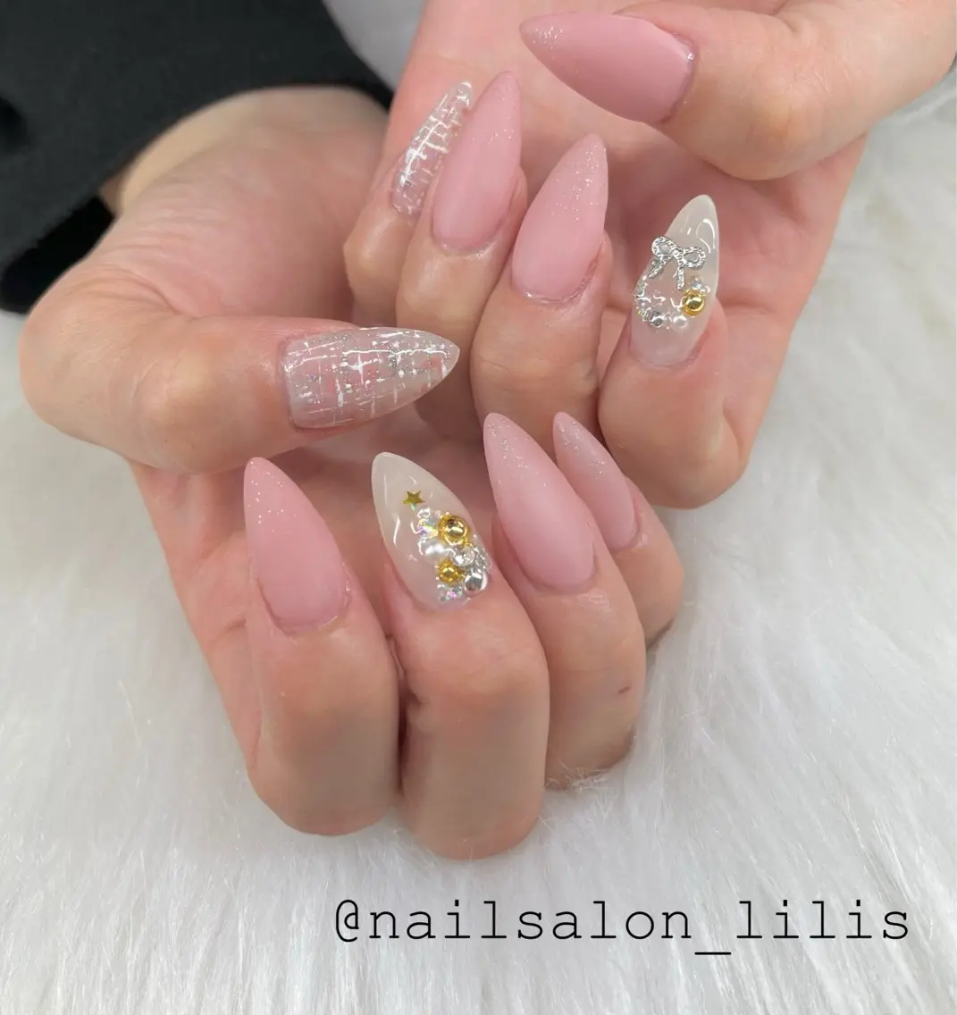 ネイル ピンク nailsalon Lilisのネイルデザイン