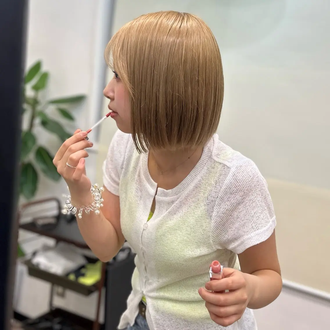 ショート カット 春の透明感カラー／ ハラのヘアスタイル