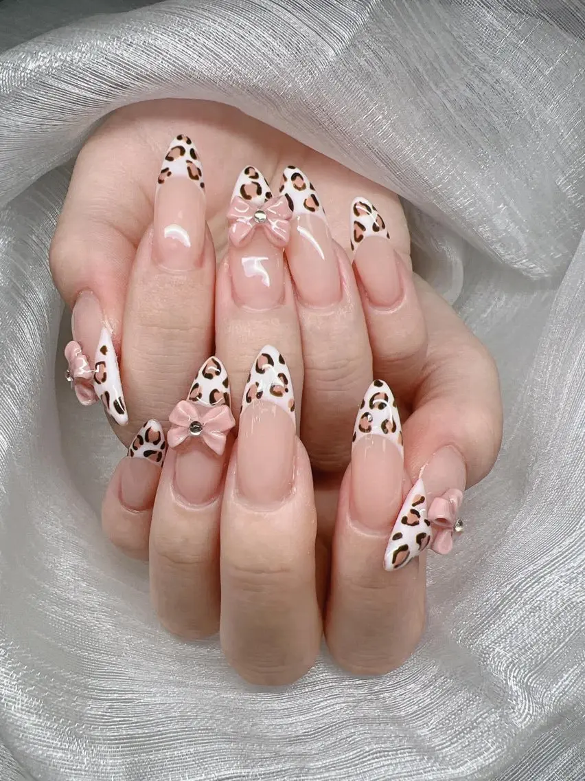 ネイル Lee Nailsのネイルデザイン