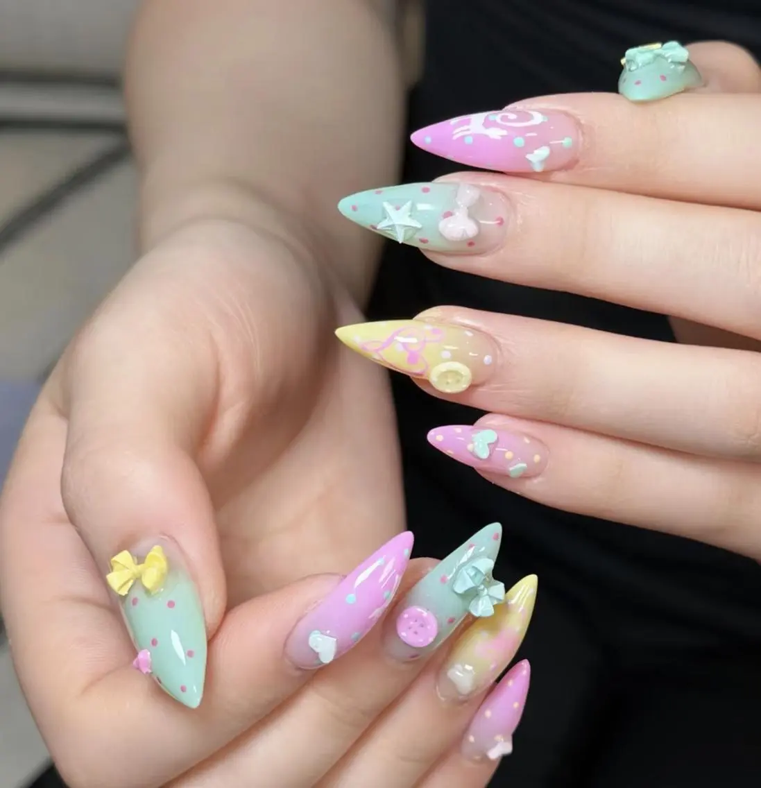 ネイル ハンドネイル she’s nailのネイルデザイン