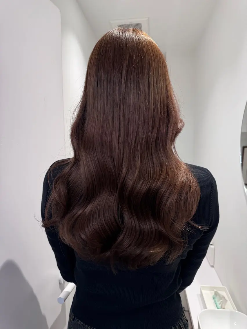 ロング ヘアカラー トリートメント 透明感カラー🫧⌇ AO🫐🩵のヘアスタイル