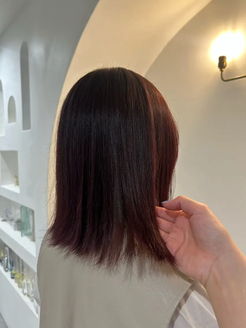 カラー 中西 麻のヘアスタイル