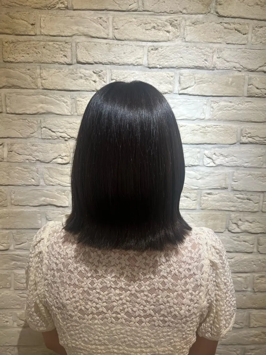 ミディアム 美髪矯正/艶髪 CLUTCH田中海琴のヘアスタイル