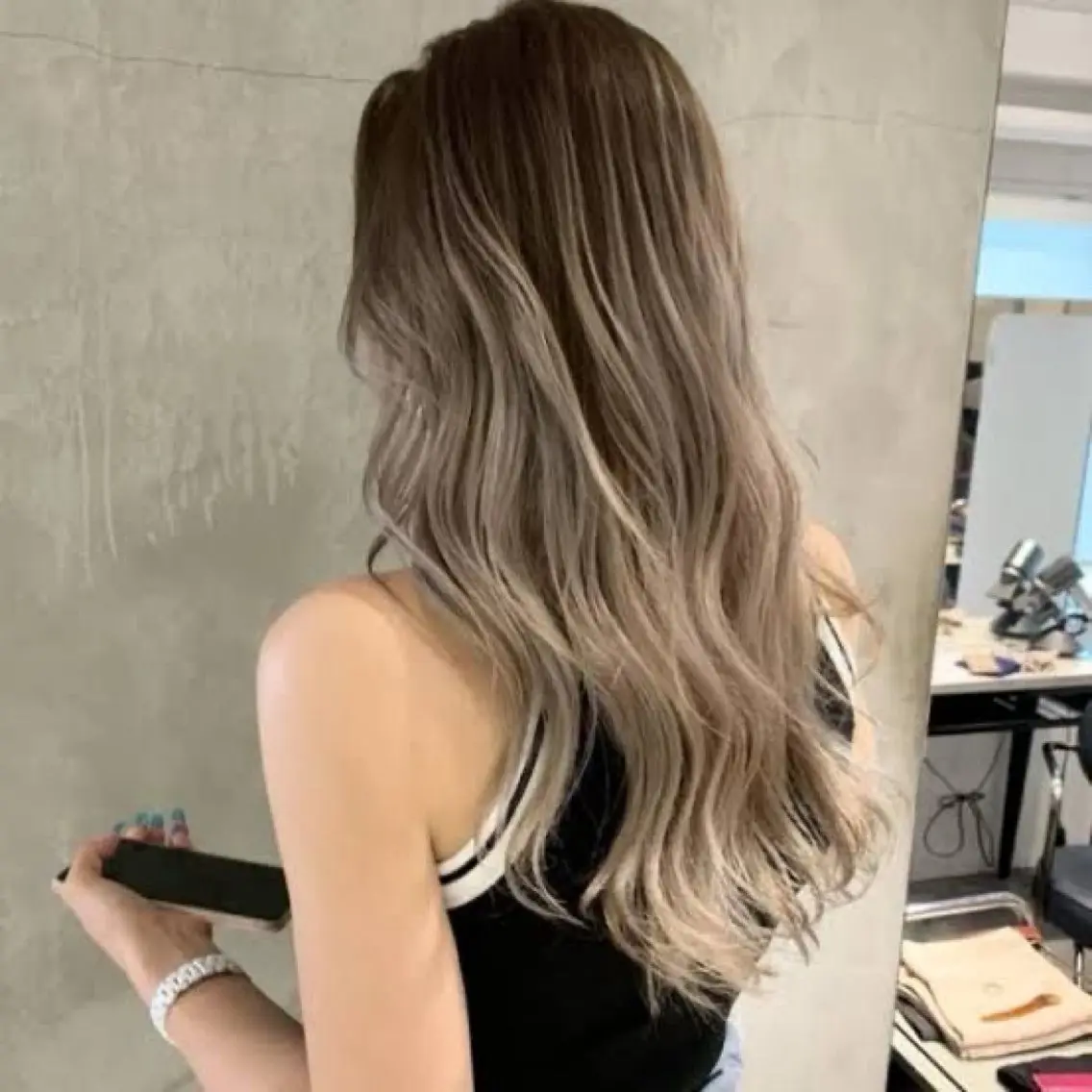 ロング カラー Haruka 🎀暖色カラーのヘアスタイル