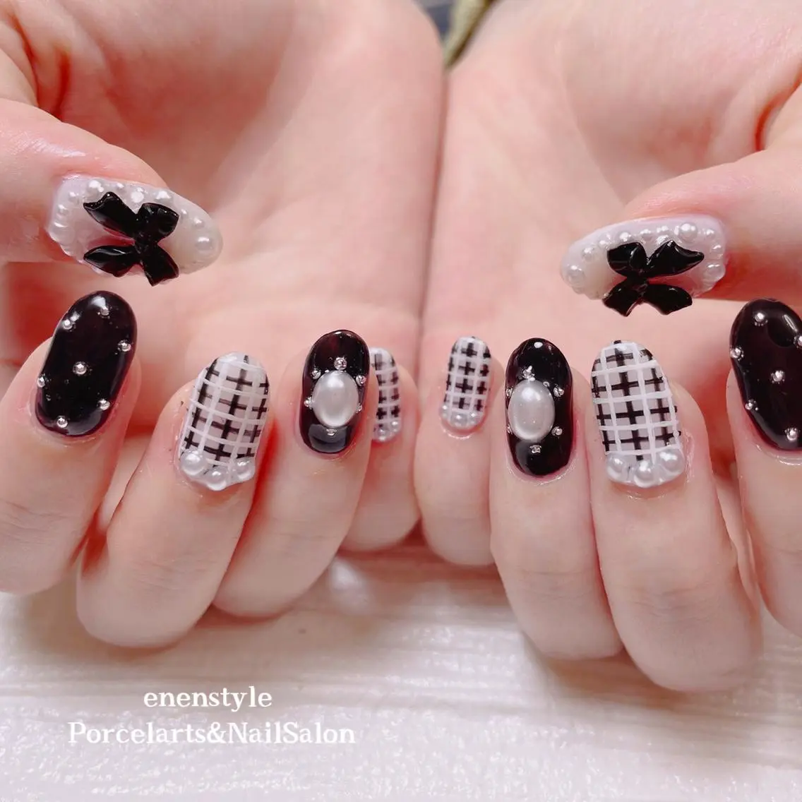 ミディアム ネイル 🐾enen style 🐾のネイルデザイン