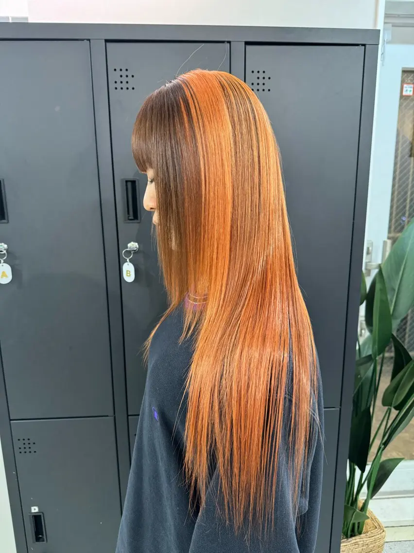 ロング カラー ヘアカラー トリートメント ハイトーン&髪質改善 ＆韓国エクステ🤎のヘアスタイル