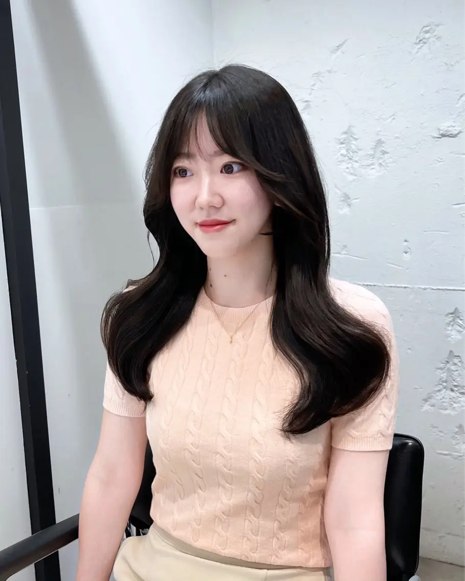 セミロング 韓国風ヘア レイヤーカット カット ヘアカラー トリートメント 韓国レイヤーカット 髪質改善▫️水野有真のヘアスタイル