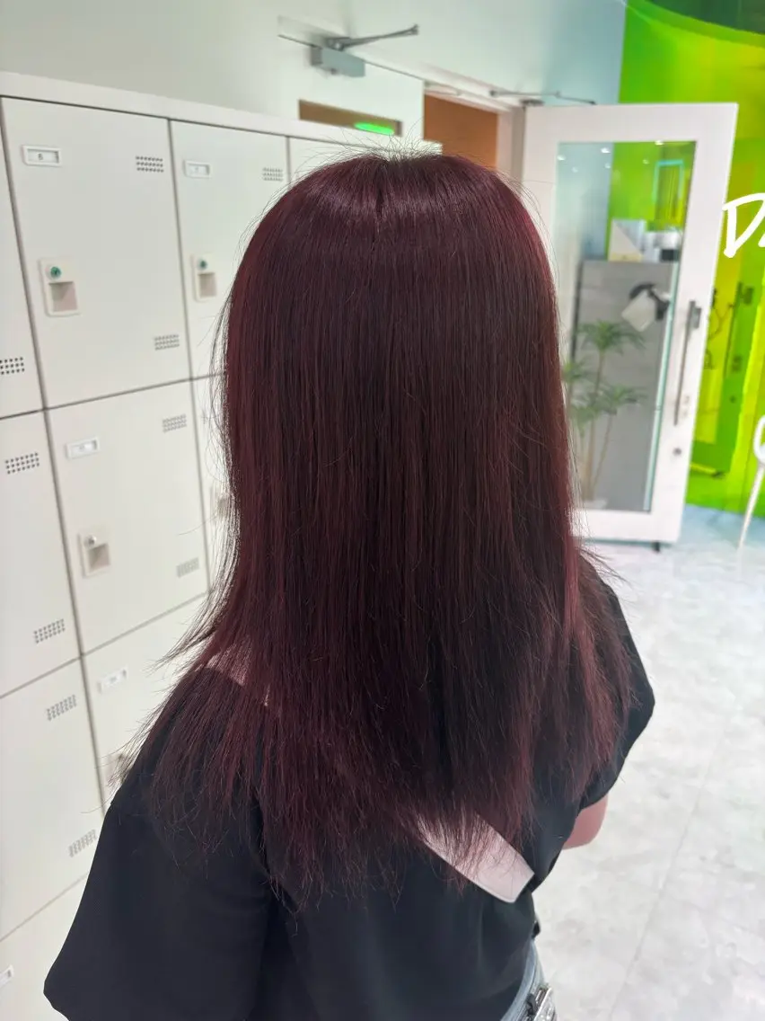 ロング カラー ヘアカラー トリートメント ヘッドスパ ヘアセット 流行りの透明感カラー ×縮毛矯正🤍ユウのヘアスタイル