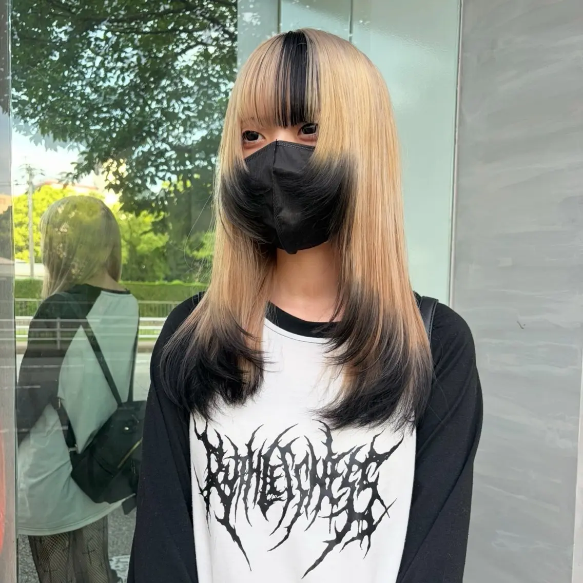 セミロング カラー 黒髪 qpula misuzuのヘアスタイル