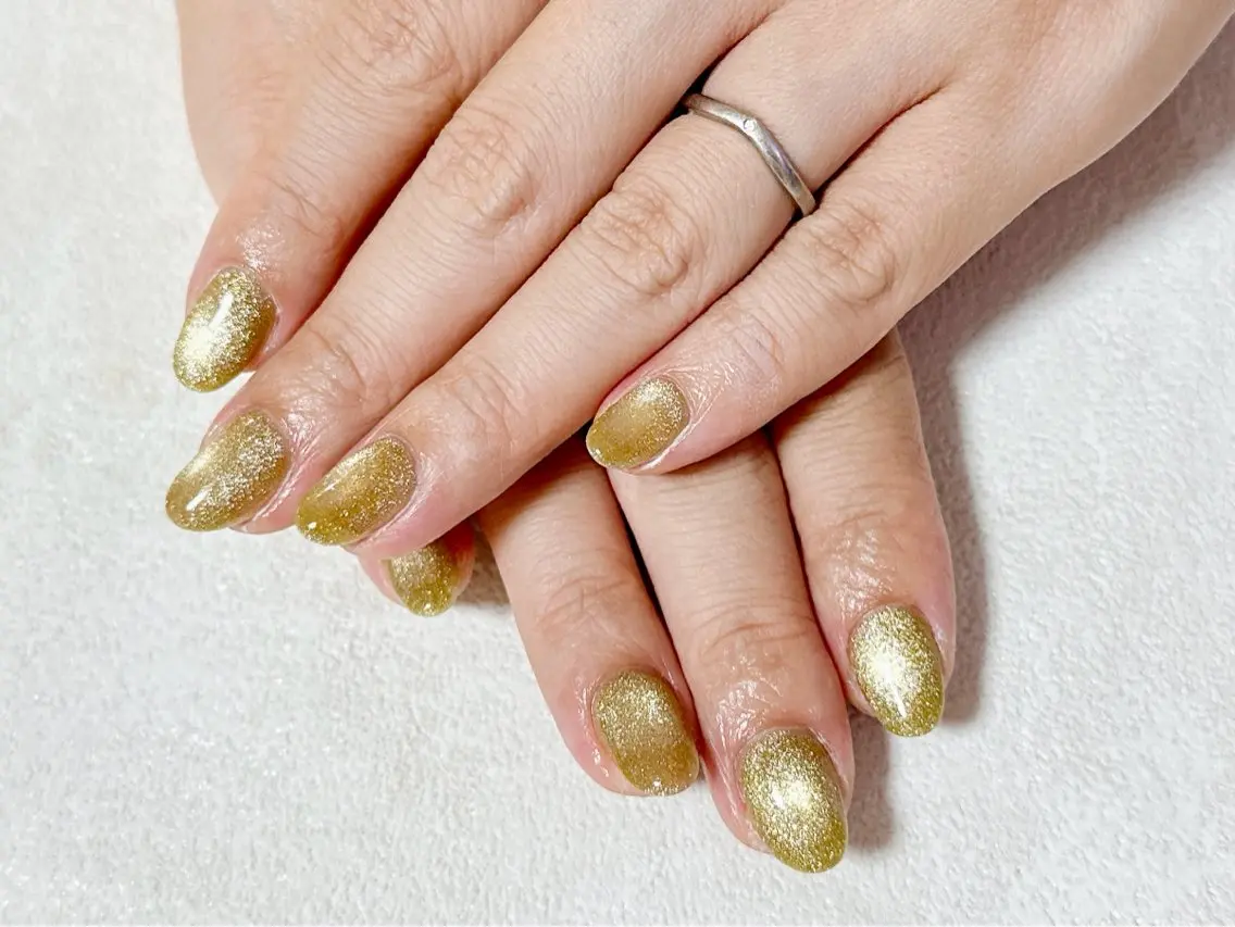 ネイル オーロラネイル フットネイル フレンチネイル ジェルネイル キラキラネイル ハンドネイル mogunail &blowのネイルデザイン