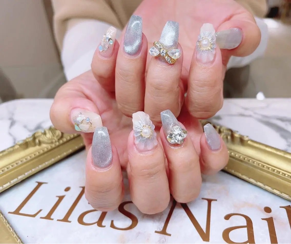 ネイル ブルー ジェルネイル ハードジェル キラキラネイル ロングネイル Lilas Nailのネイルデザイン